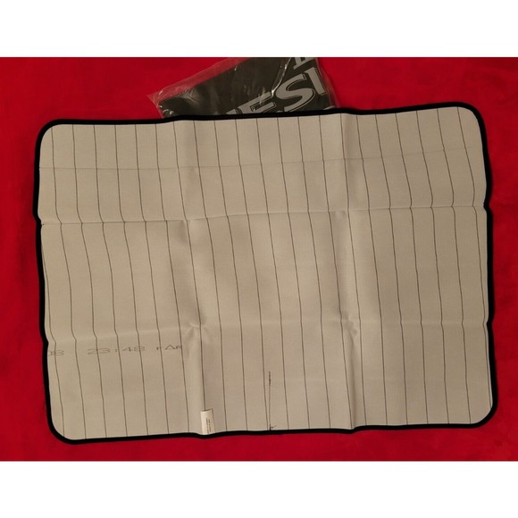 Pack of 2 Hyundai Genesis TECS Mechanic Fender Cover Work Pad Mat w/Pockets - Picture 3 of 6